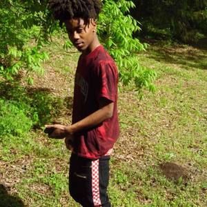 Meet your Posher, Adam